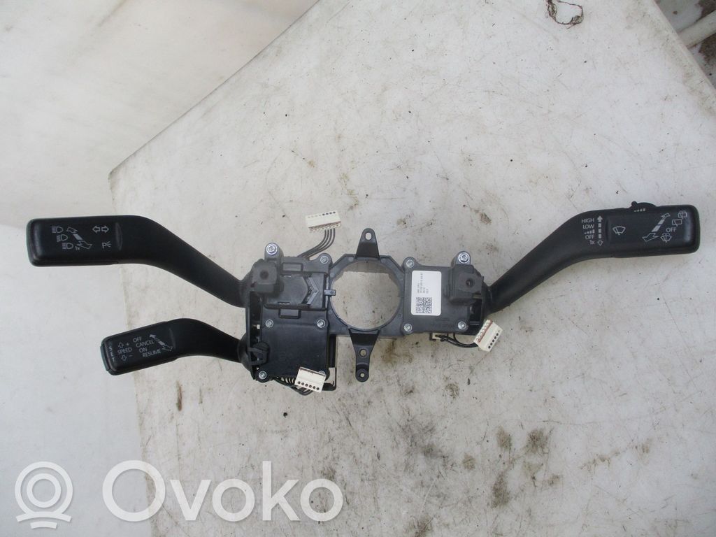 Volkswagen Golf VI Manetka / Przełącznik kierunkowskazów wycieraczek 