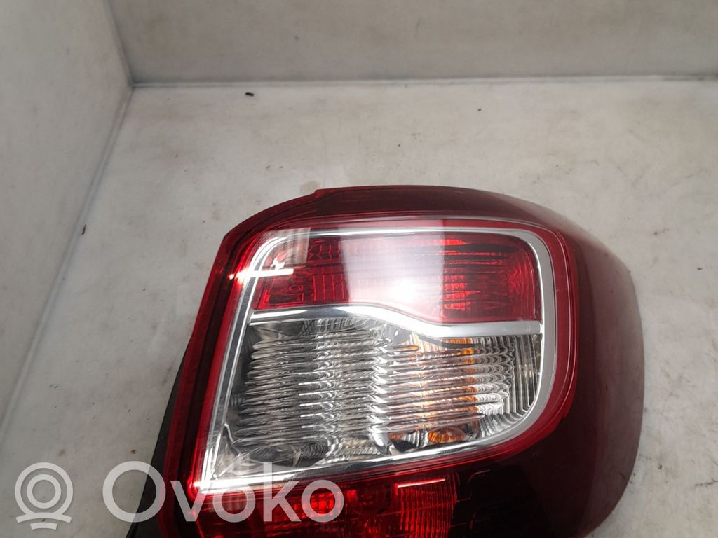 Dacia Sandero II Luci posteriori