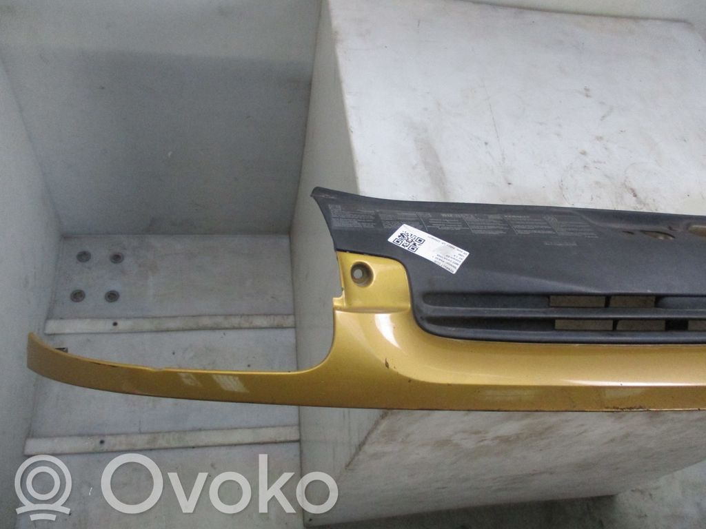 Renault Clio II Maskownica / Grill / Atrapa górna chłodnicy 