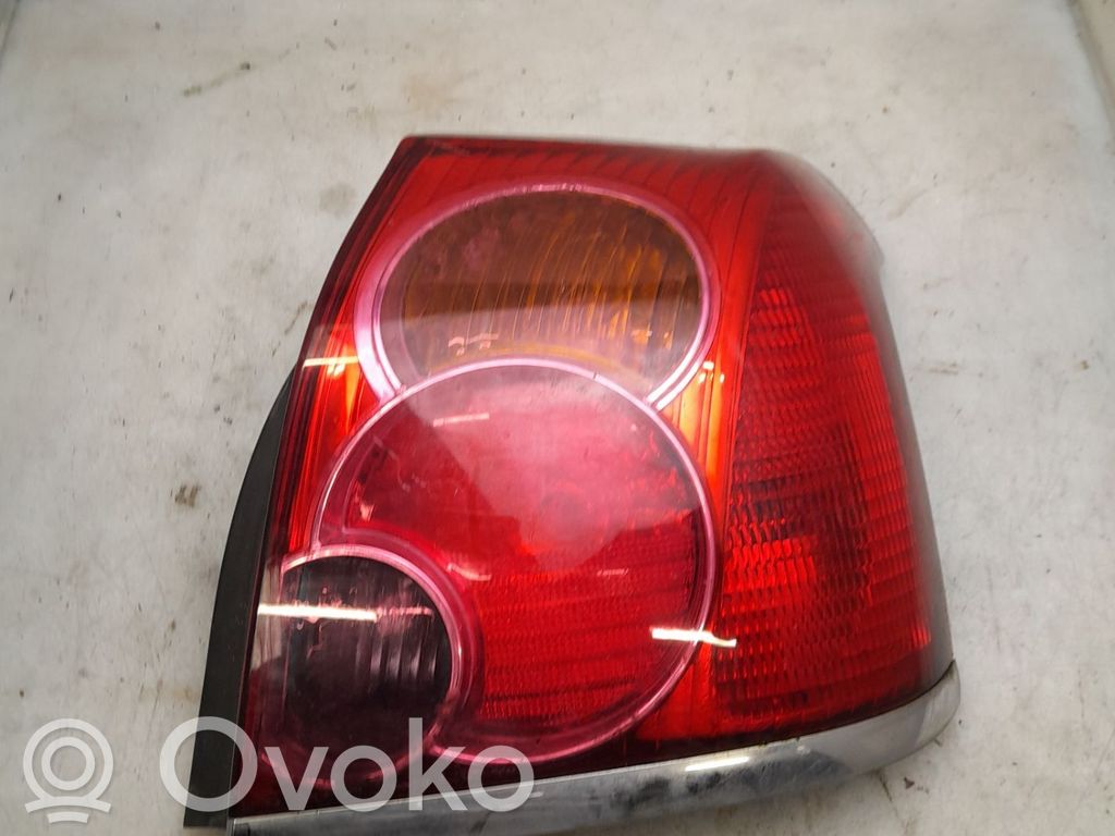 Toyota Previa (XR30, XR40) II Lampă spate în caroserie 