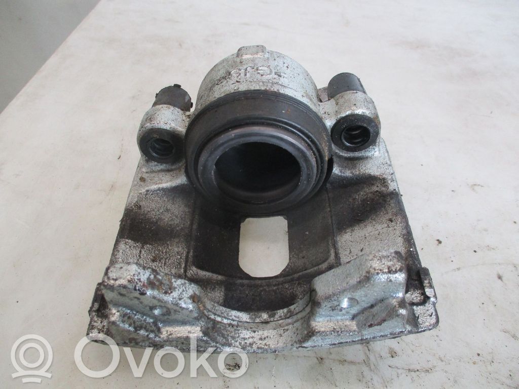 Fiat 500 Zacisk hamulcowy przedni 