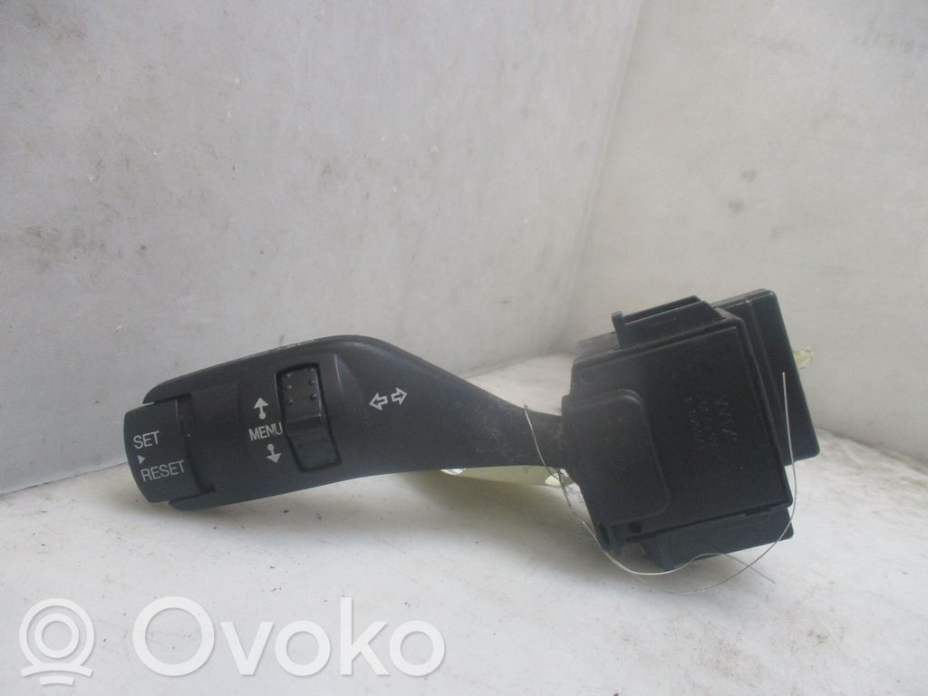 Suuntavilkun vipu   1471867,22402987,5919875,VDMS4