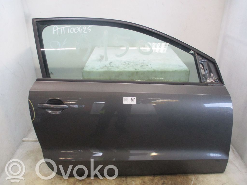 Volkswagen Polo V 6R Drzwi przednie 