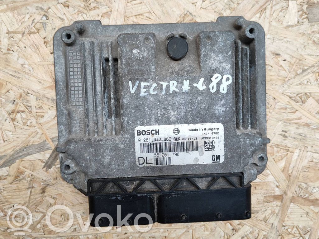Opel Vectra C Engine control unit/module 