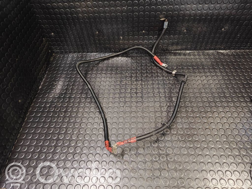 BMW 7 F01 F02 F03 F04 Câble de batterie positif 