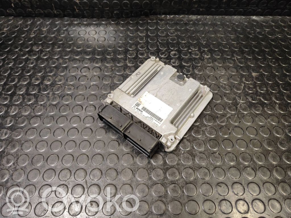 Volkswagen Touareg II Engine control unit/module 
