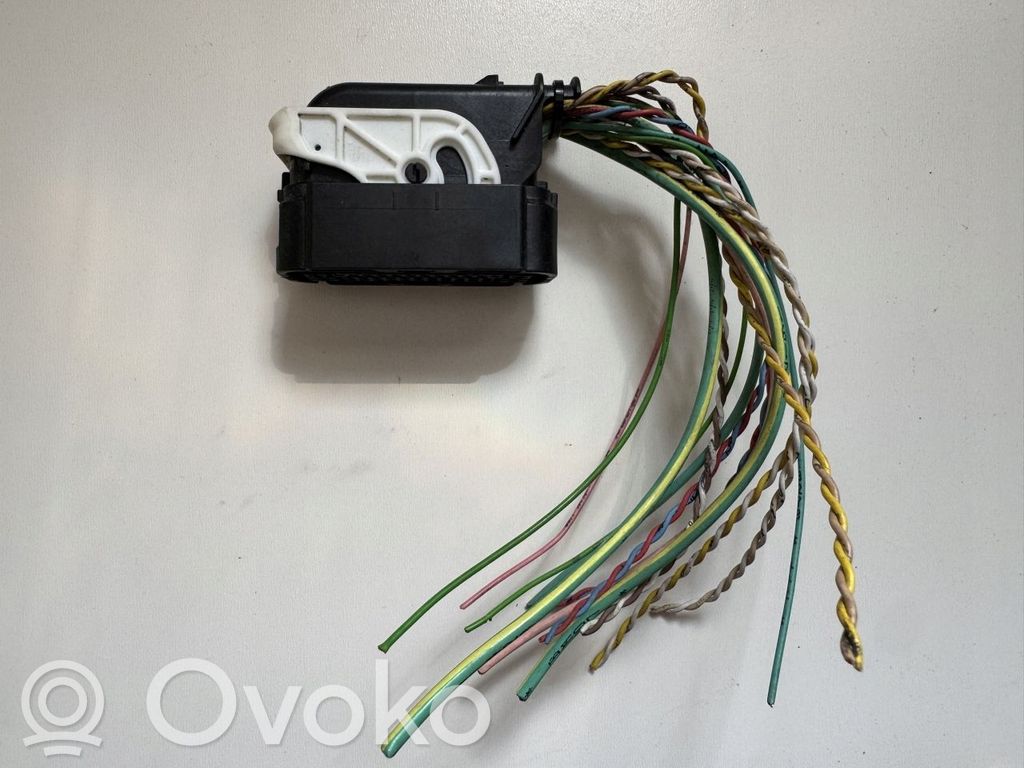 Citroen Berlingo Sveces (-ču) vads (-i) 