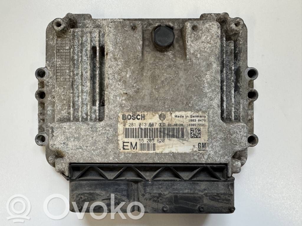 Opel Zafira B Engine control unit/module 