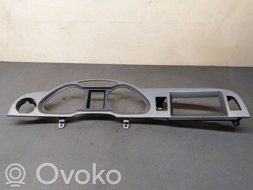 Audi A6 S6 C6 4F Prietaisų skydelio apdaila 