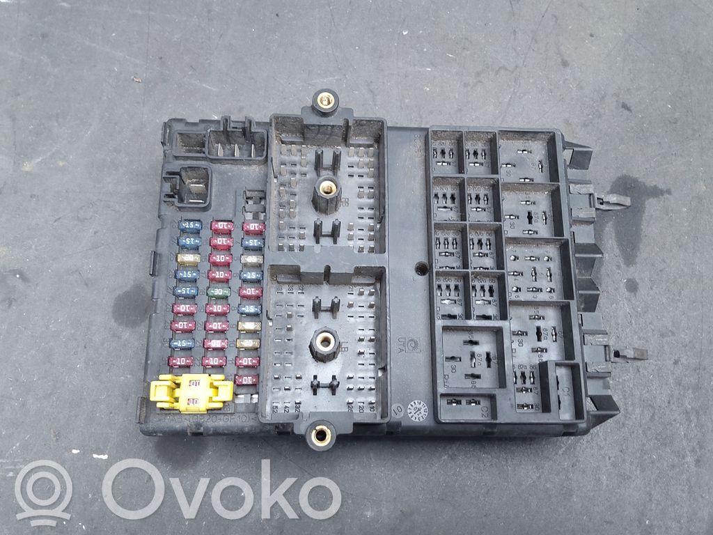Volvo S60 Saugiklių dėžė (komplektas) 