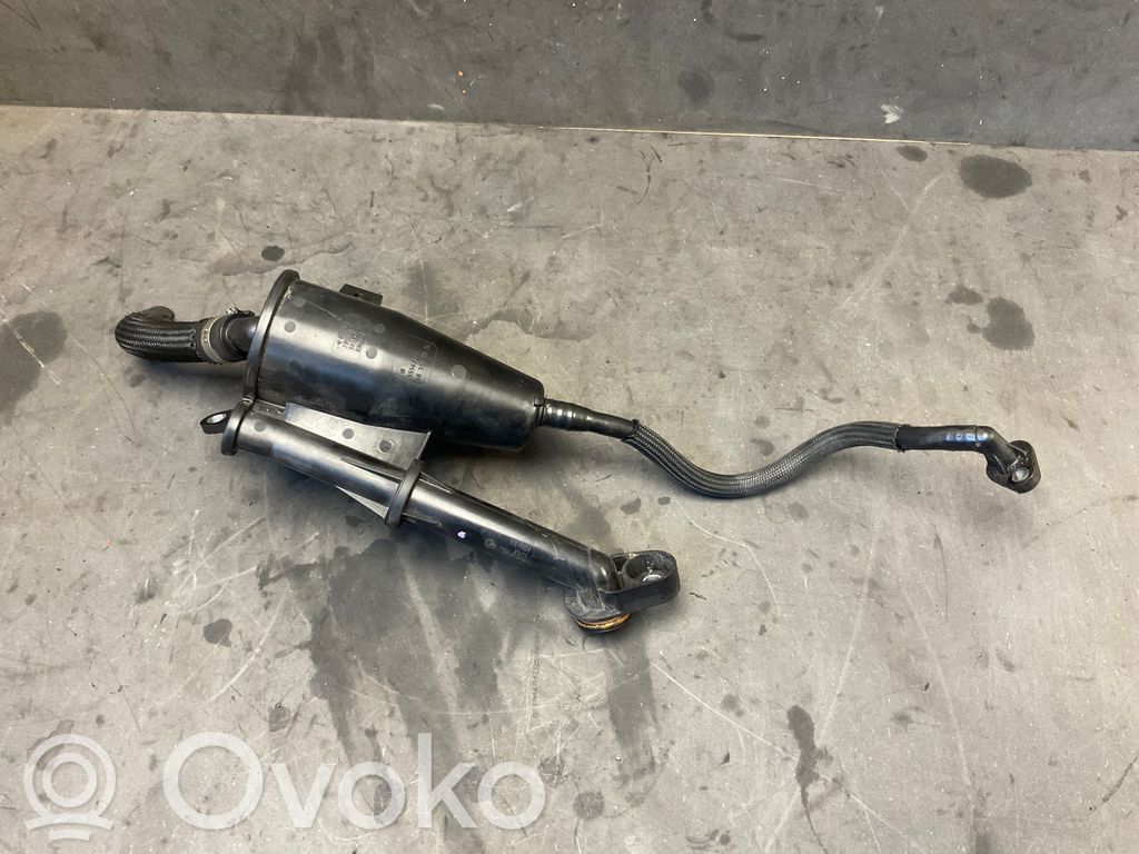 Opel Insignia A Oil breather separator 