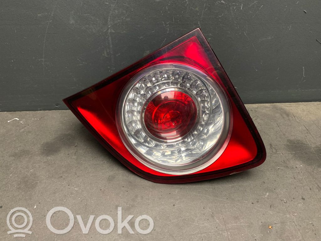 Lampy tylnej klapy bagażnika   5M0945094N