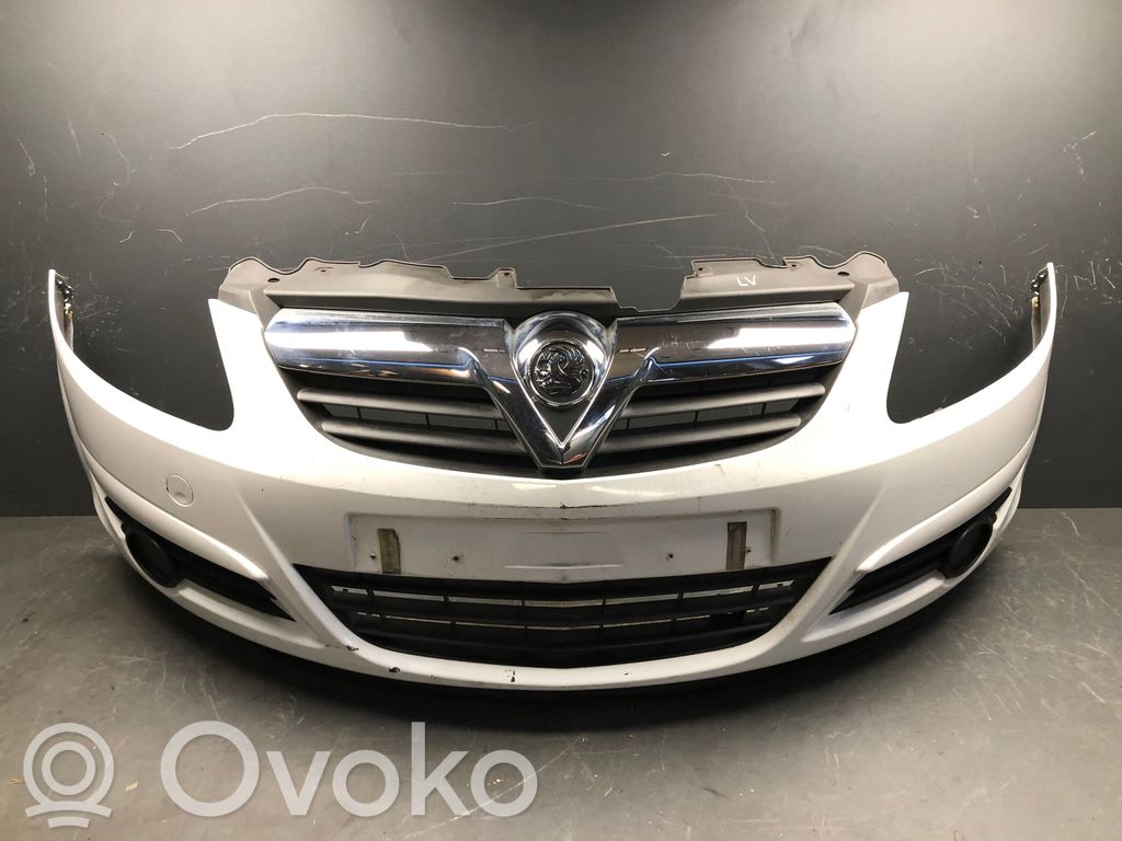 Opel Corsa D Parachoques delantero 