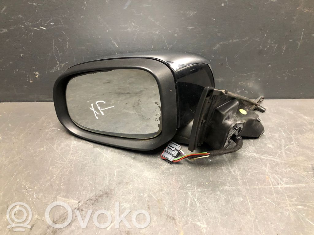 Jaguar XF Elektryczne lusterko boczne drzwi przednich 