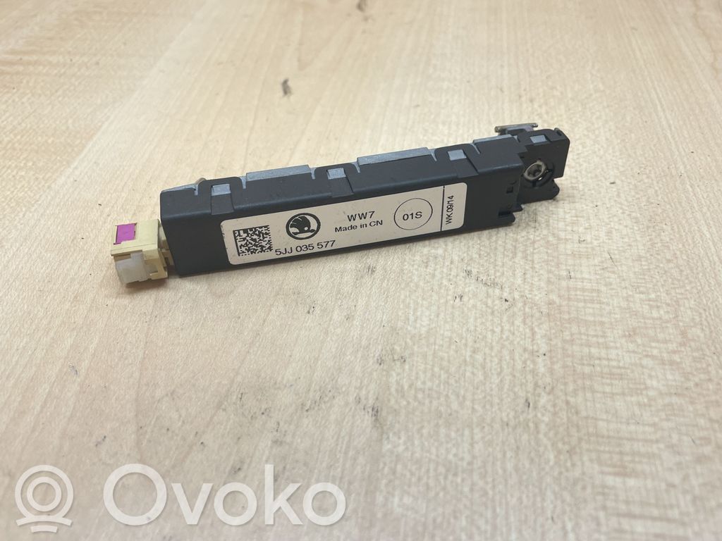 Skoda Rapid (NH) Antenos stiprintuvas 