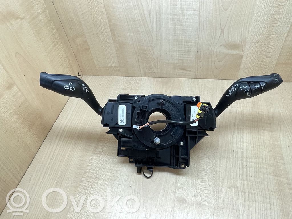 Ford Focus Interruptor/palanca de limpiador de luz de giro 
