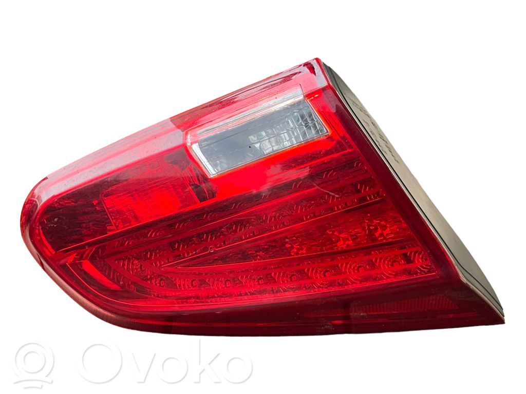 KIA Ceed Tailgate rear/tail lights 