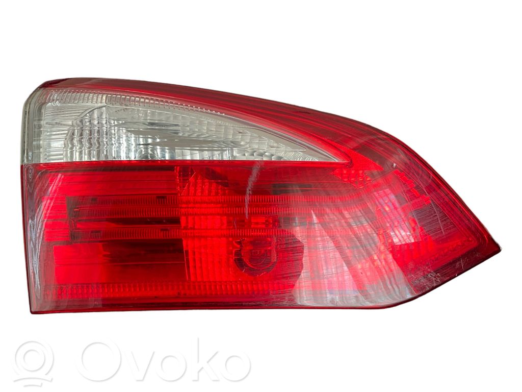 Ford Focus Takaluukun takavalot 