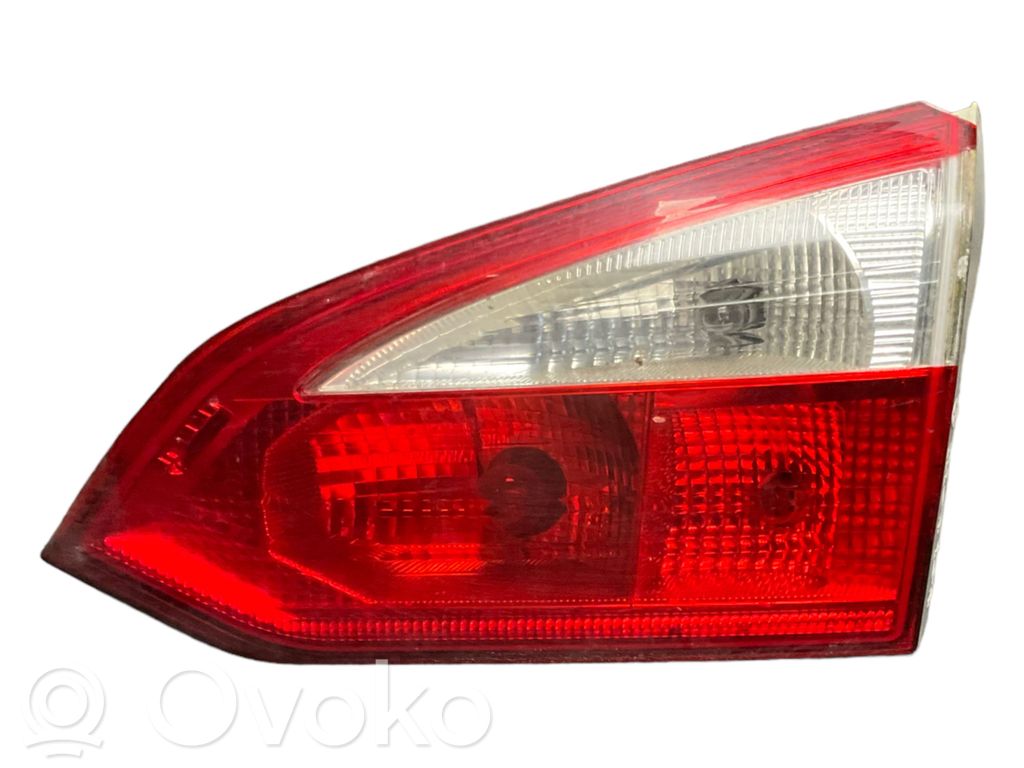 Ford Focus Tailgate rear/tail lights 