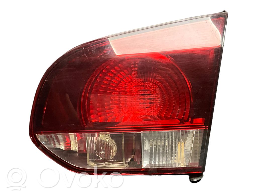 Volkswagen Golf VI Lampy tylnej klapy bagażnika 