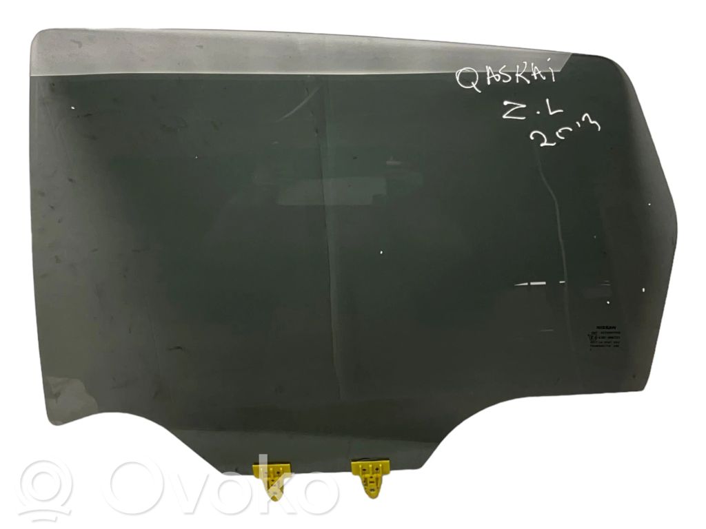 Nissan Qashqai Takaoven ikkunalasi 