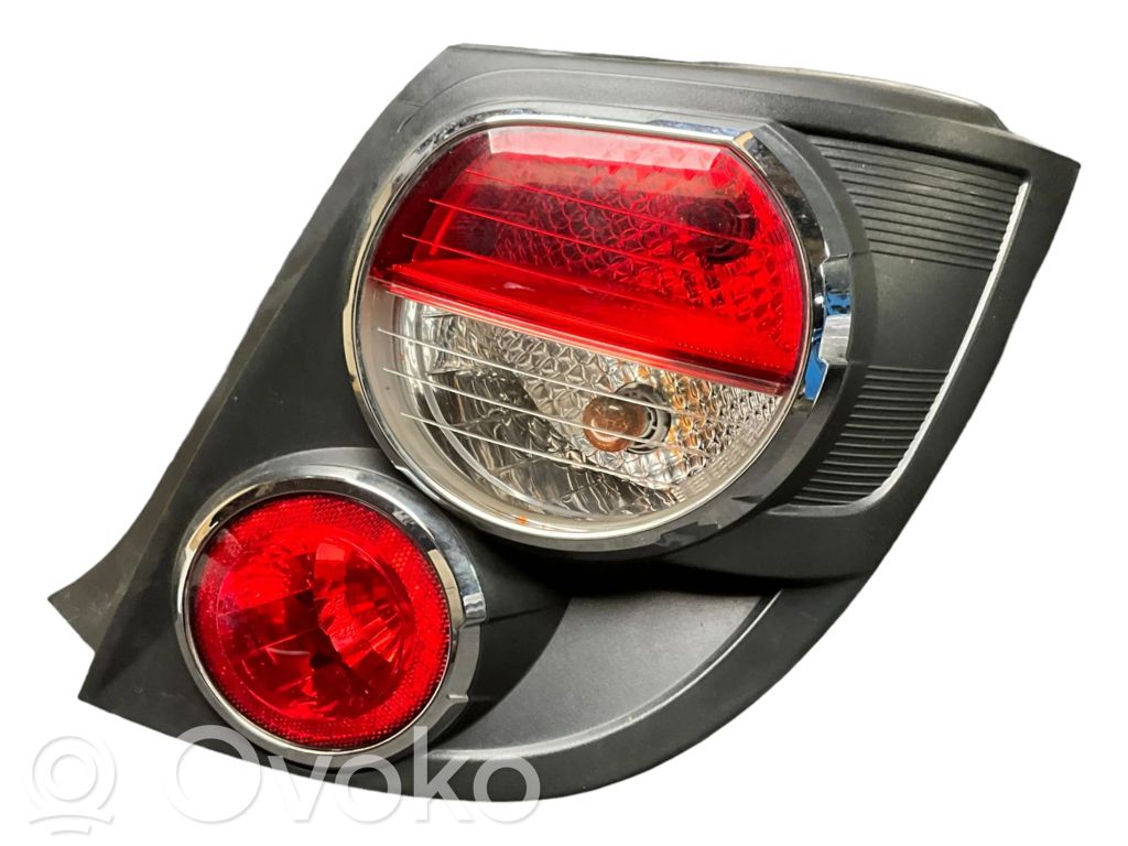Chevrolet Aveo Galinis žibintas kėbule 