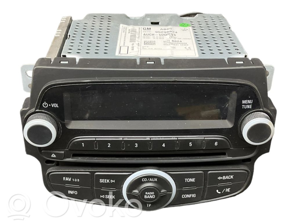 Chevrolet Spark Radio/CD/DVD/GPS head unit 