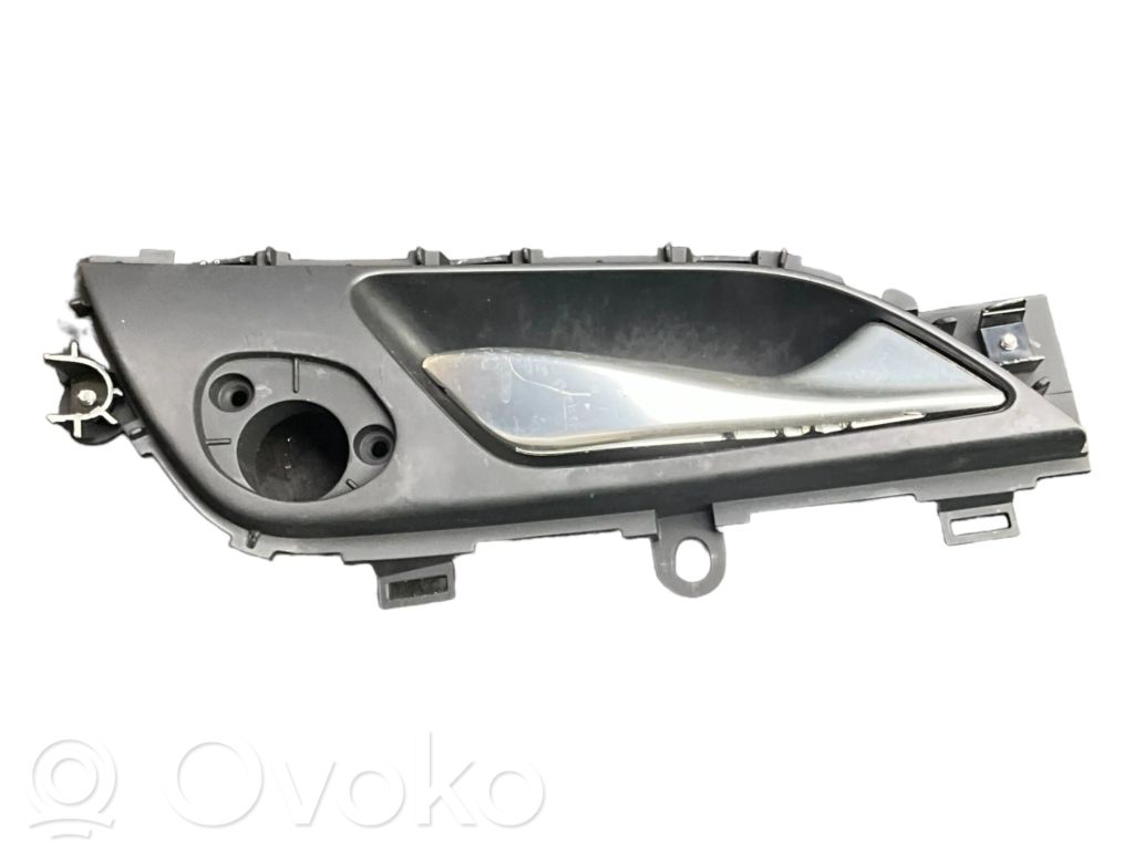 Hyundai i40 Manecilla interna puerta delantera 