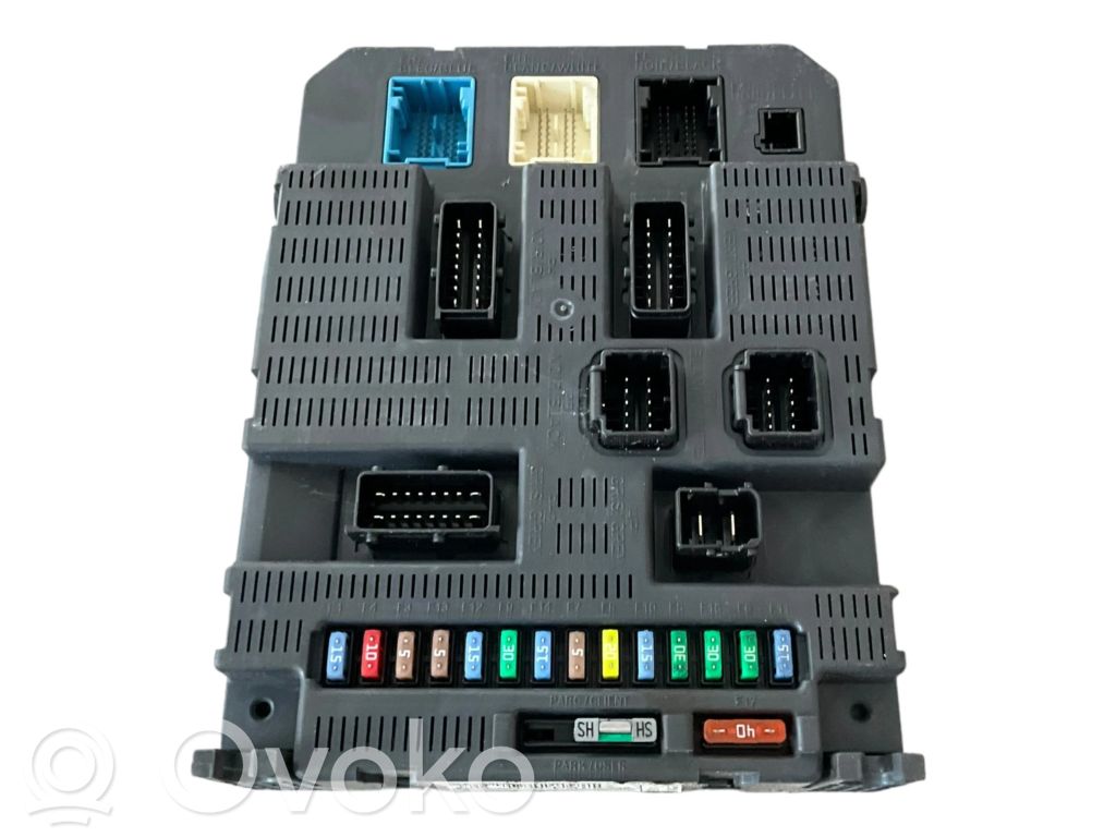 Peugeot 207 CC Comfort/convenience module 