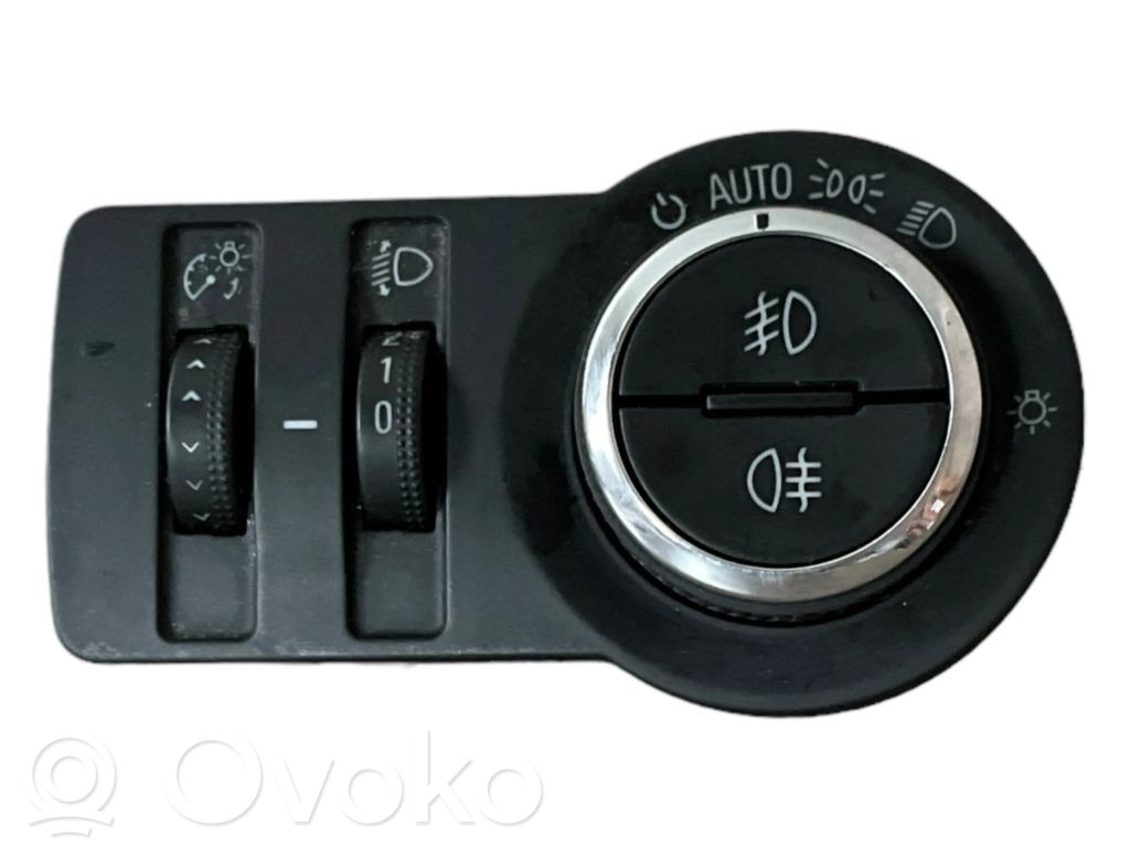 Opel Insignia A Light switch 