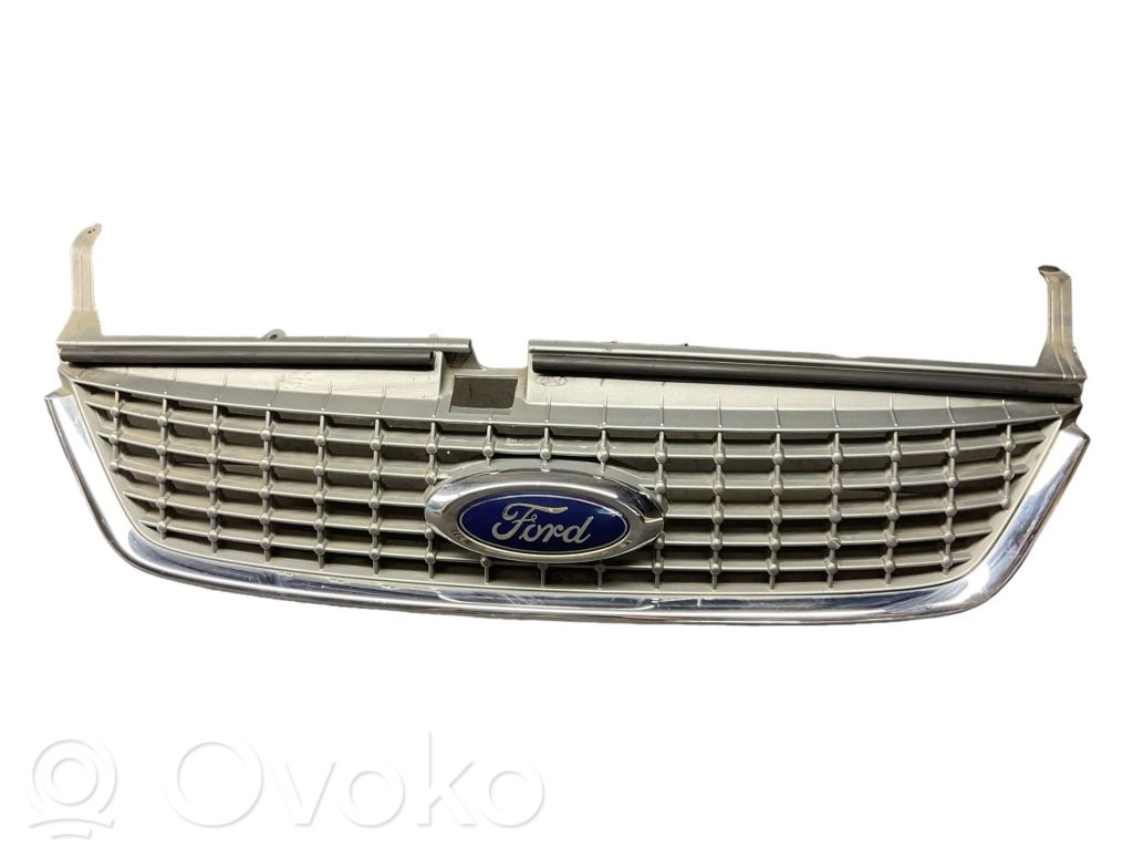 Ford Mondeo MK IV Etusäleikkö 