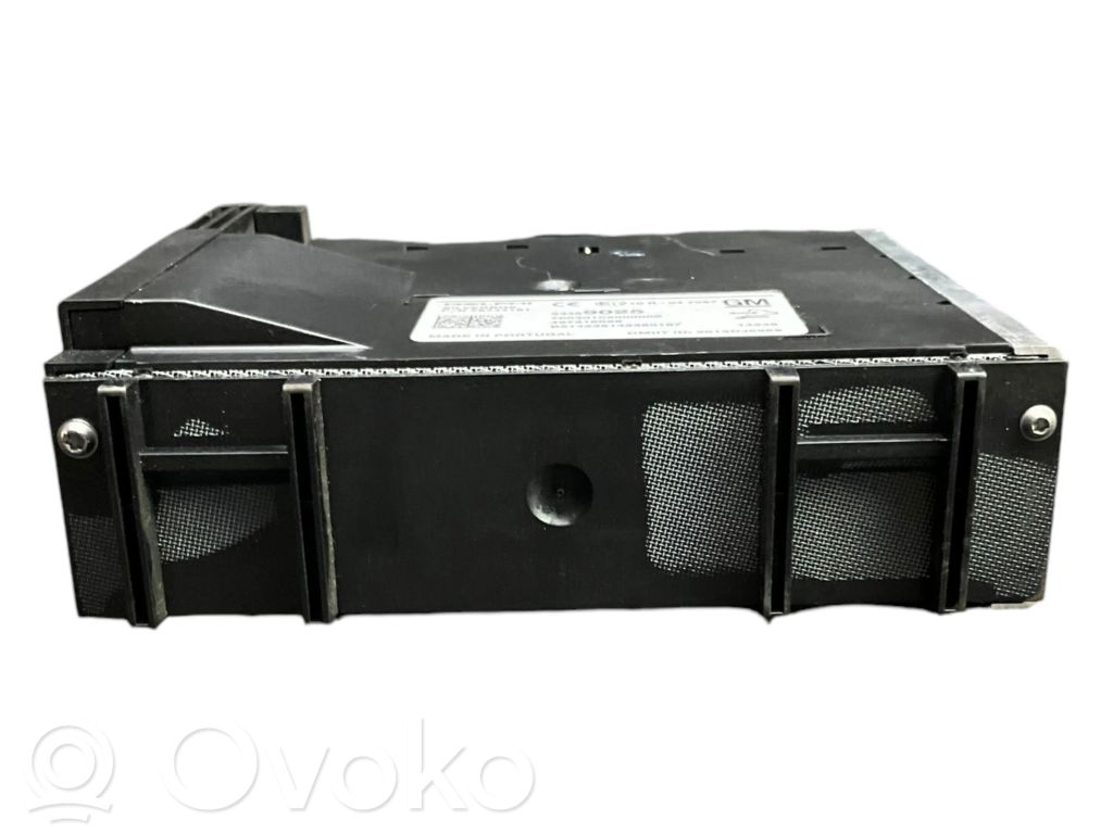 Opel Insignia A GPS navigation control unit/module 