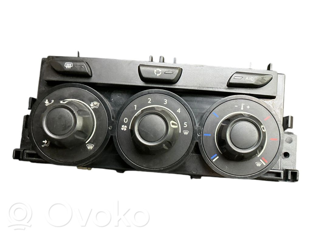 Citroen DS3 Climate control unit 