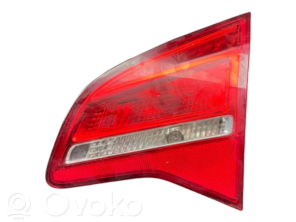 Opel Meriva B Takaluukun takavalot 