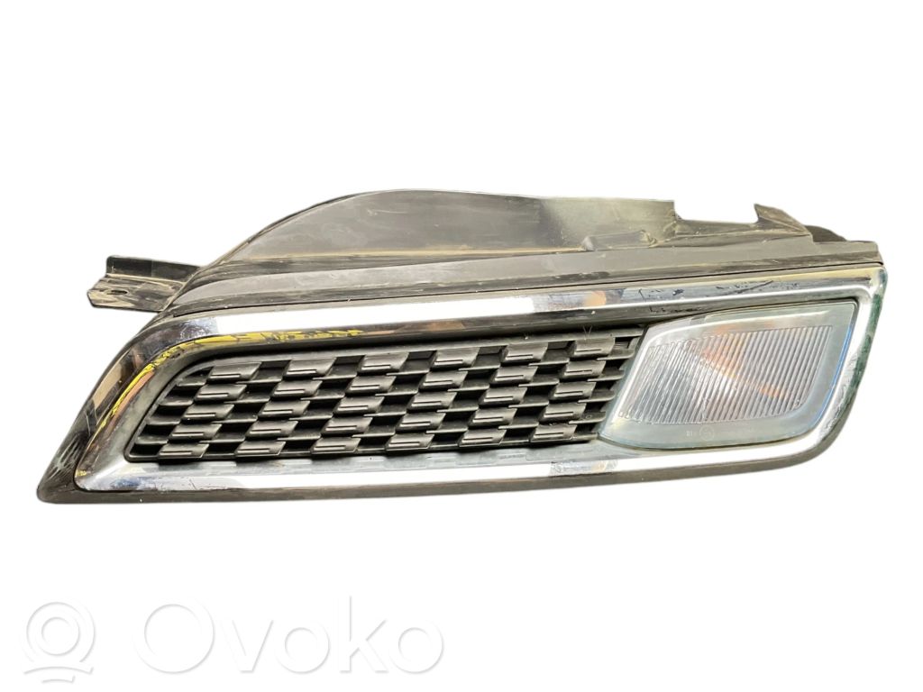 Nissan Micra Grille calandre supérieure de pare-chocs avant 