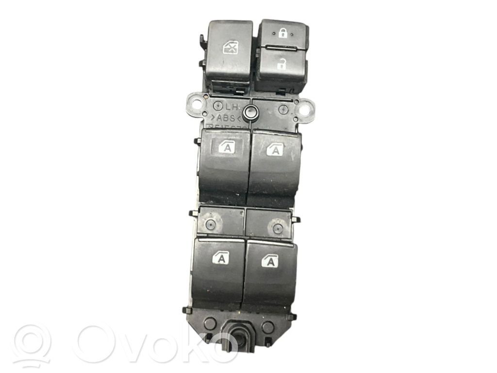 Toyota Prius (XW50) Electric window control switch 