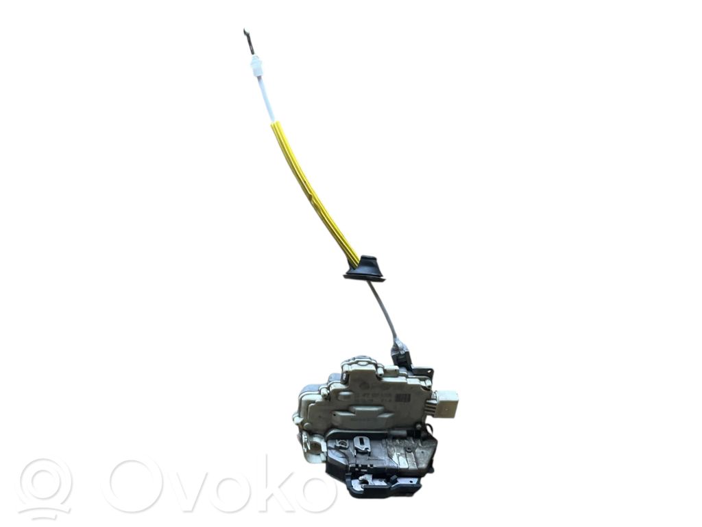 Audi A3 S3 A3 Sportback 8P Front door lock 