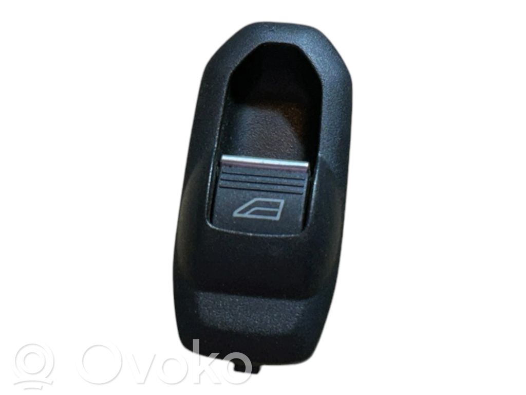 Ford Focus Electric window control switch 