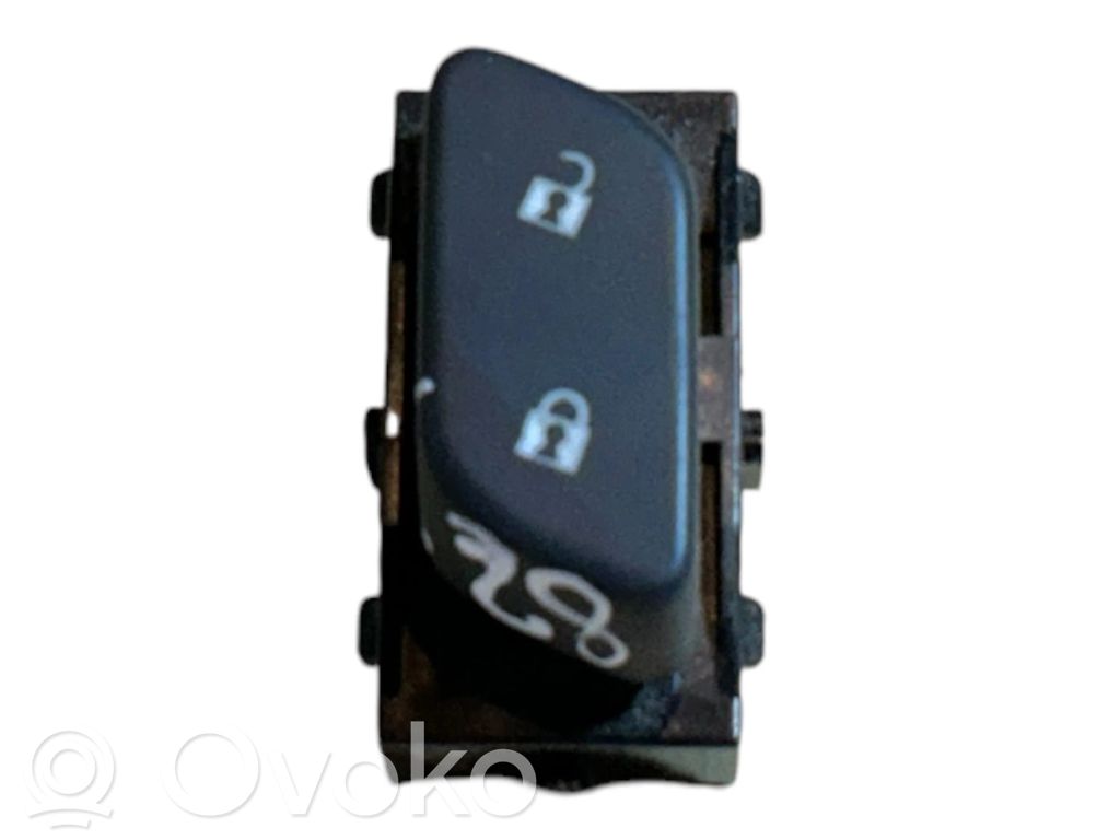 Opel Insignia A Central locking switch button 
