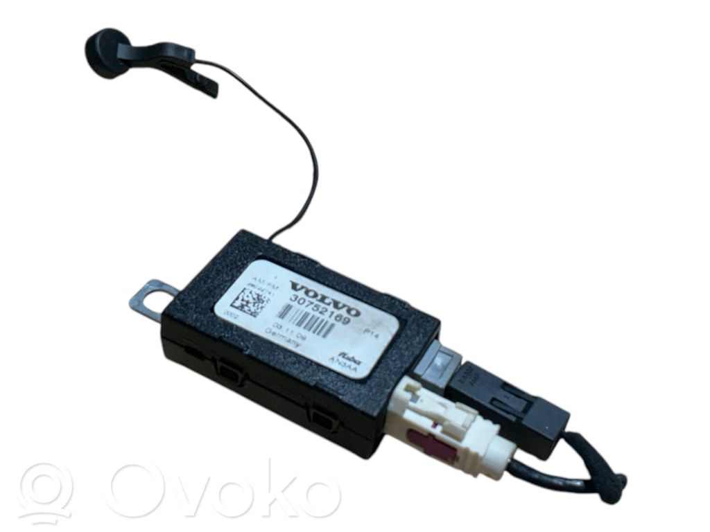 Volvo C30 Aerial antenna amplifier 
