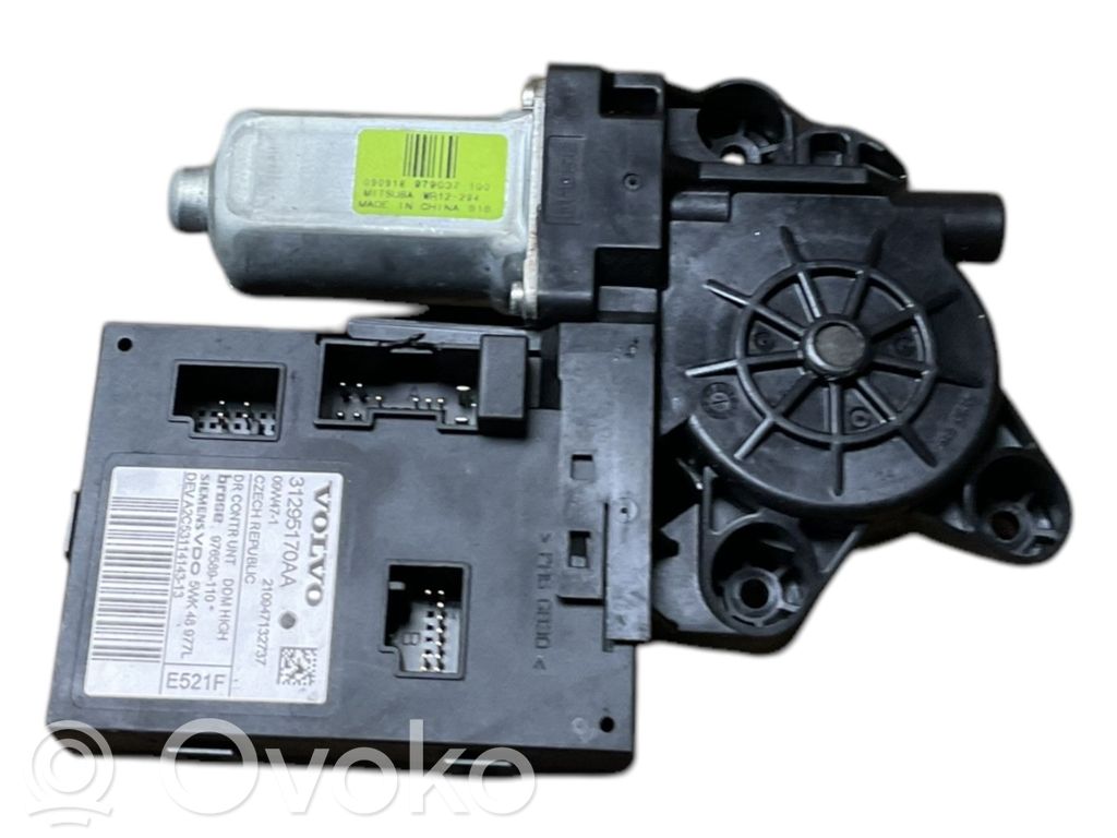 Volvo C30 Silnik regulatora szyby drzwi przednich 