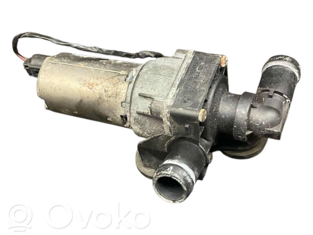 BMW 1 E81 E87 Pompe à eau de liquide de refroidissement 