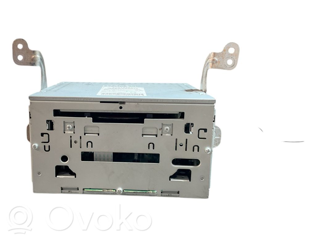 Panel / Radioodtwarzacz CD/DVD/GPS   8701A261,34U245,7Z075648