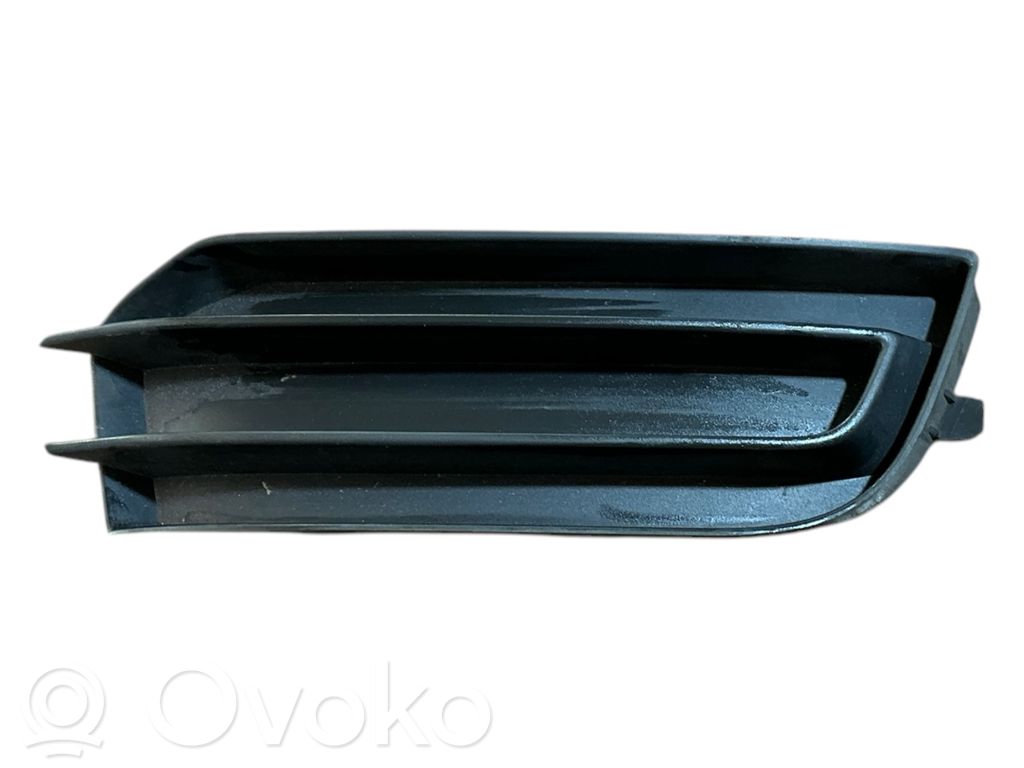 Audi A1 Front bumper lower grill 