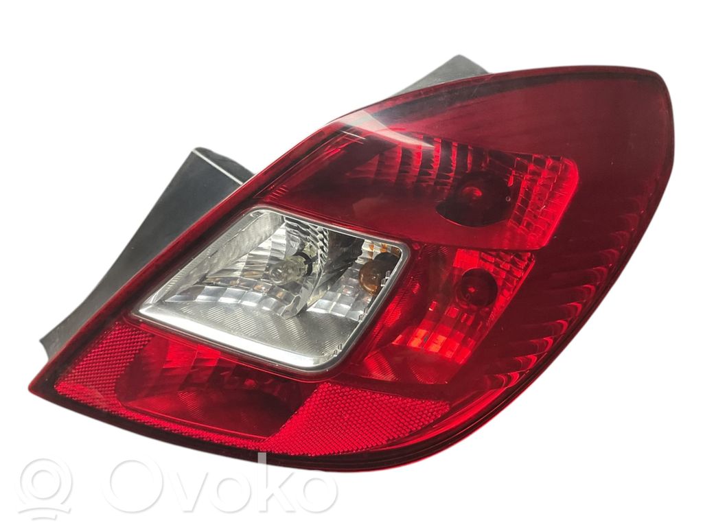 Opel Corsa D Galinis žibintas kėbule 