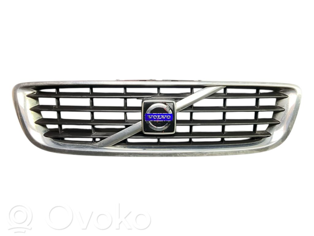Volvo V50 Maskownica / Grill / Atrapa górna chłodnicy 