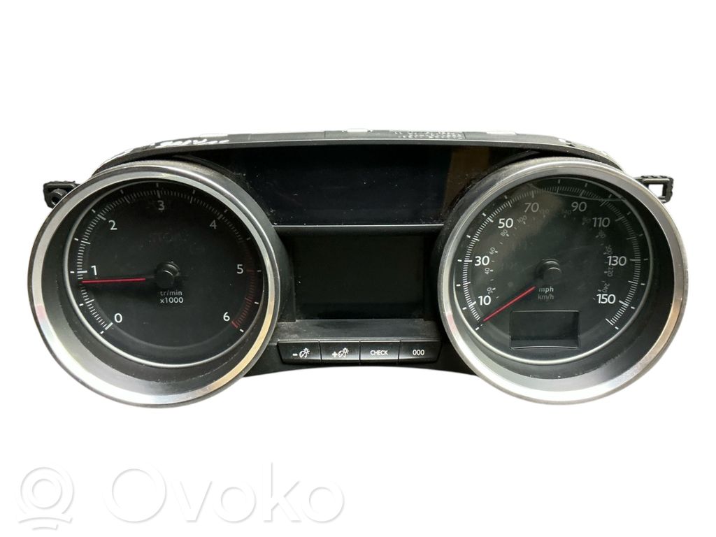 Peugeot 508 Vitezometru (grup de instrumente) 