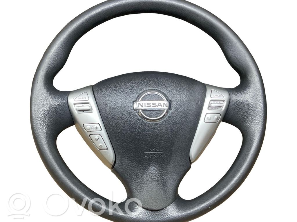 Nissan Note (E12) Stūre 