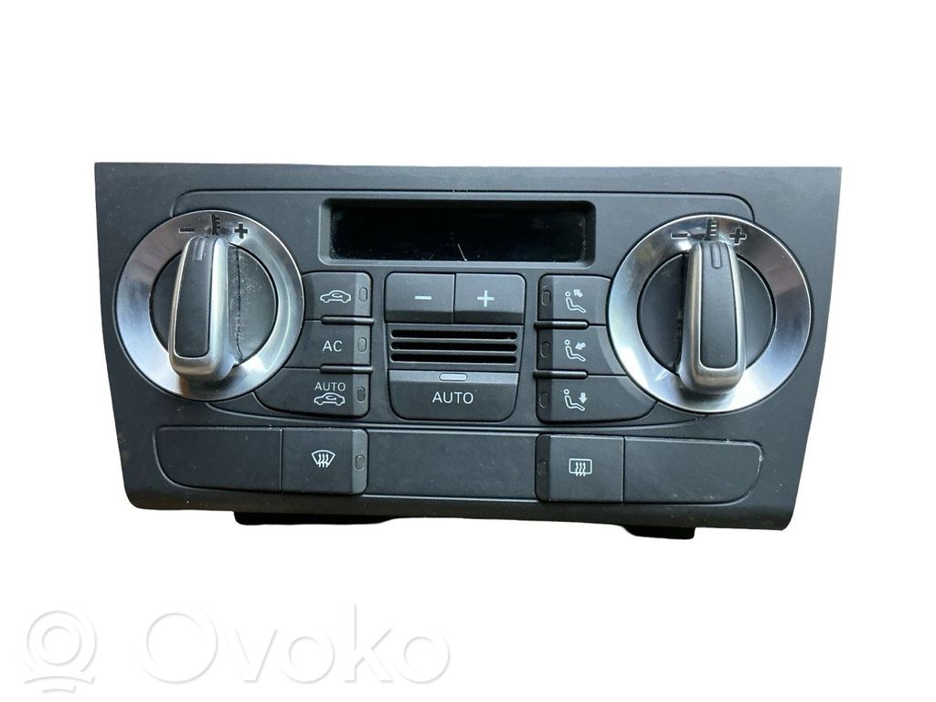 Audi A3 S3 A3 Sportback 8P Climate control unit 