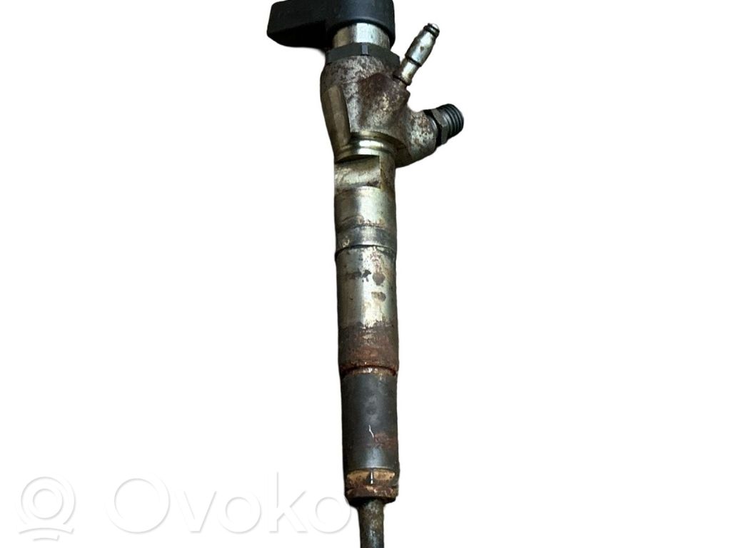 Nissan Juke I F15 Inyector de combustible 